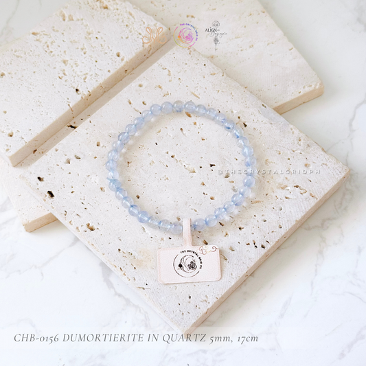 Dumortierite in Quartz