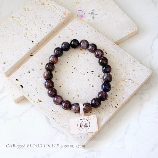 Blood Iolite