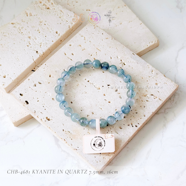 Kyanite in Quartz